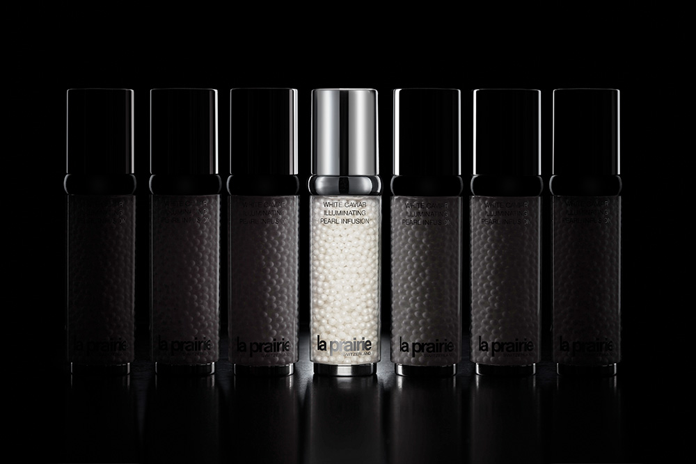 The pearl beads hold a golden caviar extract, vitamin C and an anti-pollution matrix